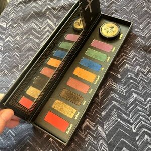 Collectors item, Kat von D Serpintine palette.